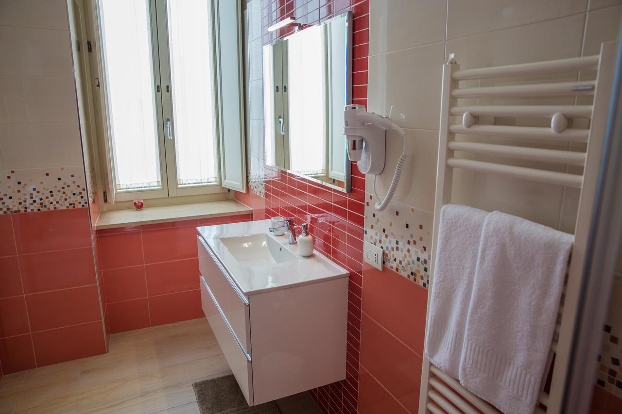Gleda Rooms Deluxe Pompéi Extérieur photo