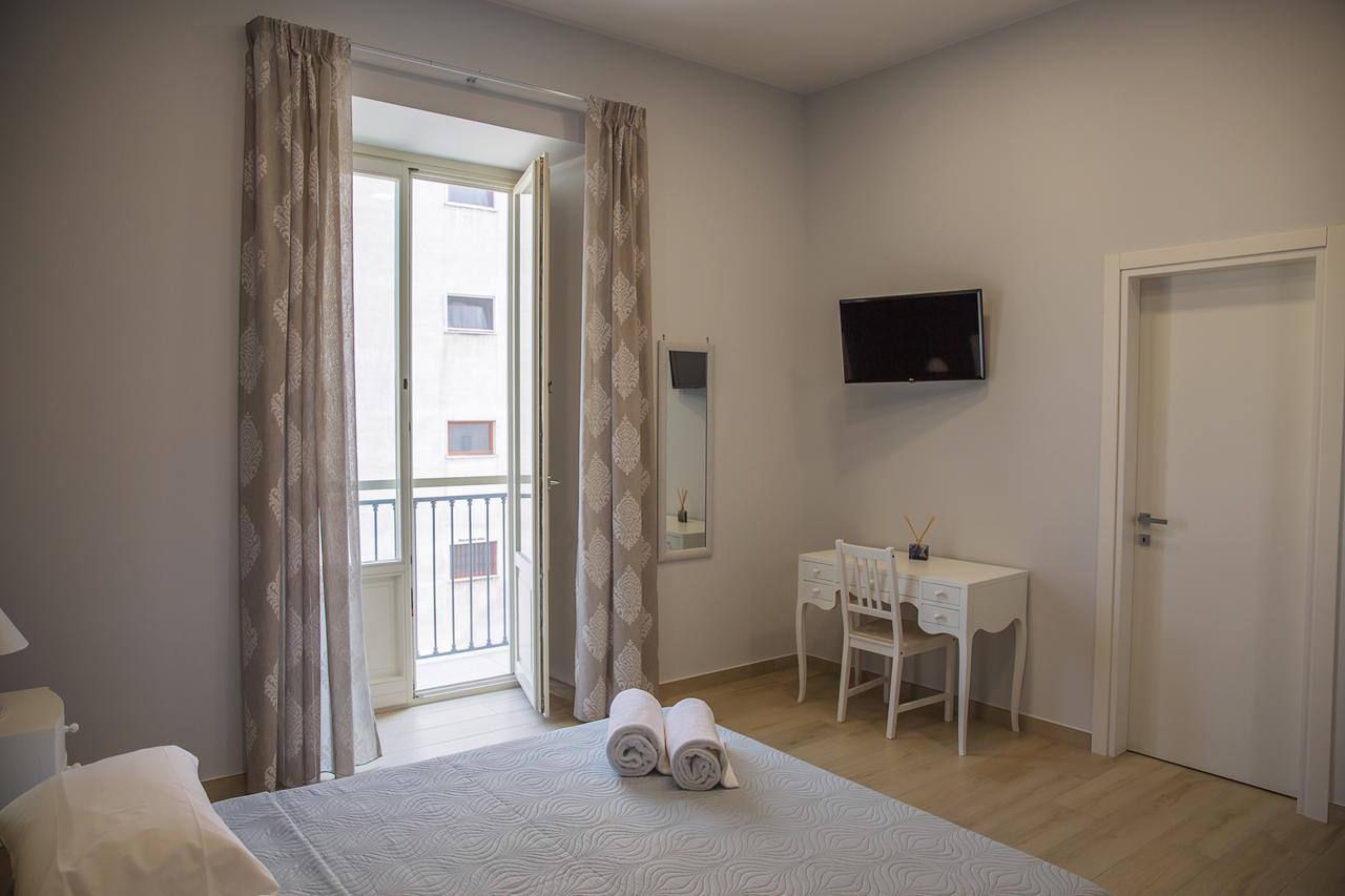 Gleda Rooms Deluxe Pompéi Extérieur photo
