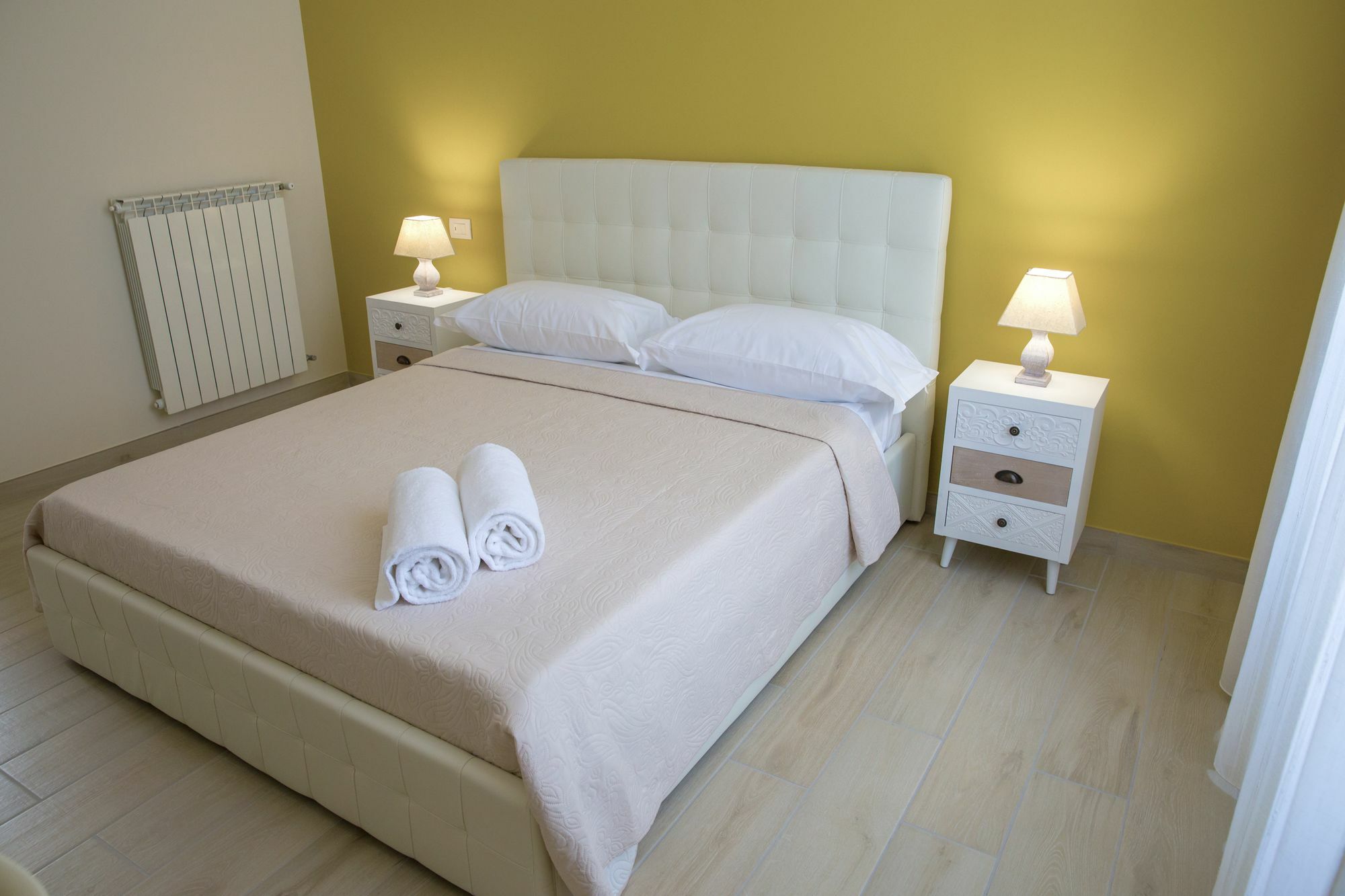 Gleda Rooms Deluxe Pompéi Extérieur photo